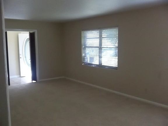 3rd image of 7220 W Penton St