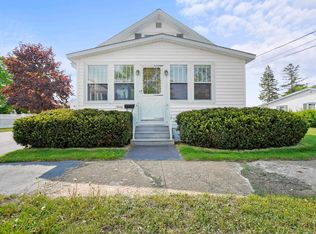 90 Pine St, Rochester, NH 03867