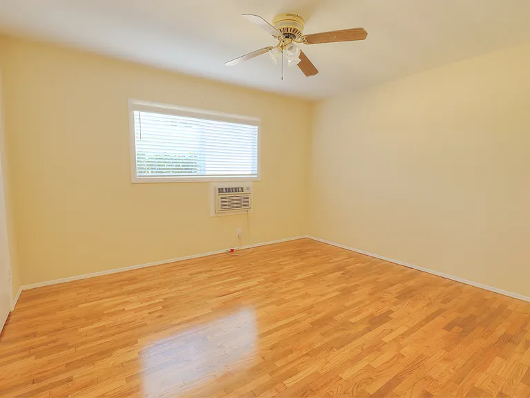10459 Riverside Dr #A — Photo 17