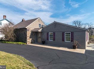 2427 April Dr, Jamison, PA 18929