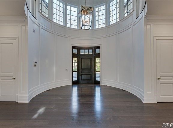 3rd image of 29 Winding Ln