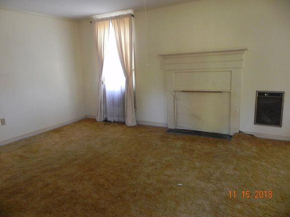 4th image of 25 Beechwood Dr