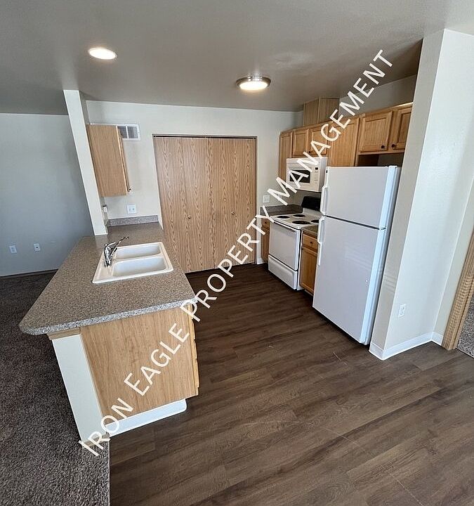 1st image of 1805 E Overland Rd APT 4124