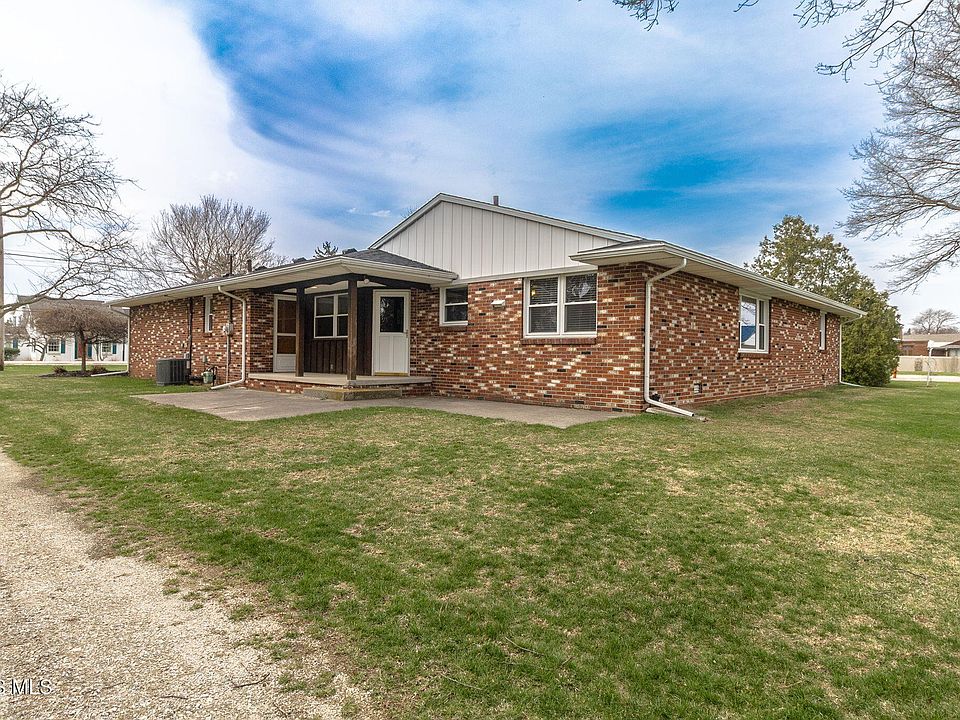 2nd image of 6421 Seaman Rd