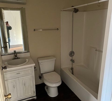 5th image of 230 Lanier Dr #174
