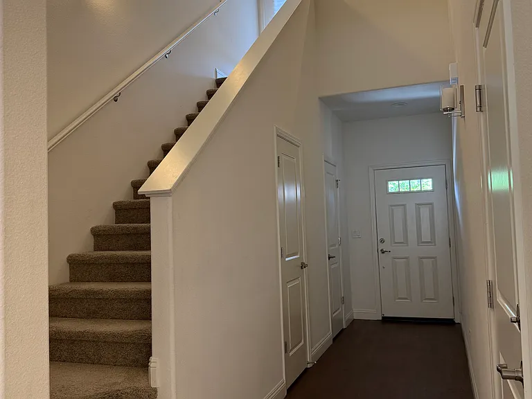 Saltern Dr — Photo 2