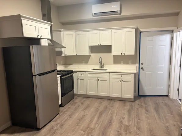 181 Main St, Webster, MA