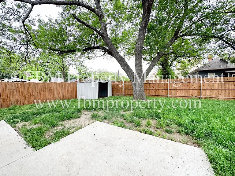 513 Water St — Photo 15
