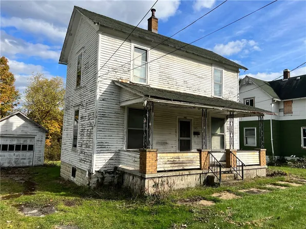 143 N High St, Greenville, PA 16125