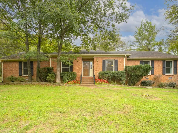 2112 Hartland Rd, Franklin, TN 37069