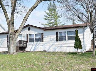 326 1st St SW, Winnebago, MN 56098