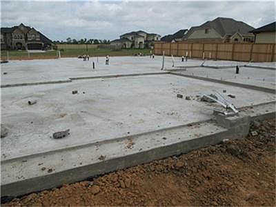 3rd image of 1812 Sterling Creek Dr
