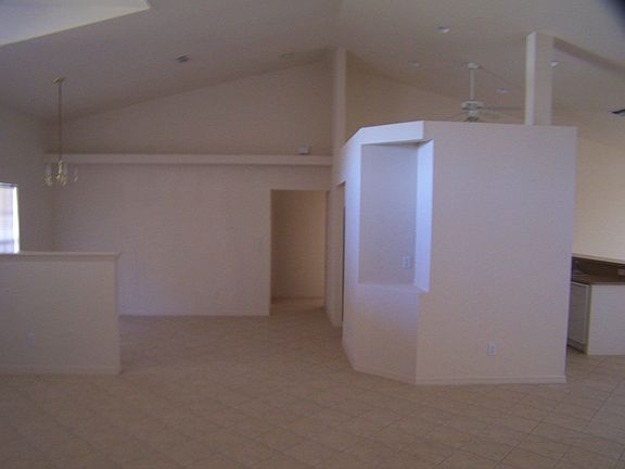 2nd image of 304 NW 18th Pl