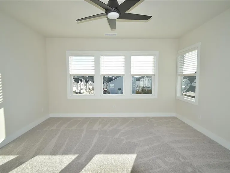 1208 Waterfall Ct — Photo 13