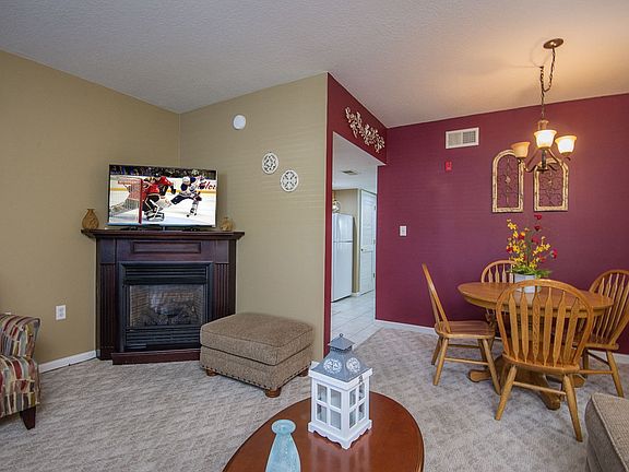 5th image of 2743 Colonial Dr APT 112