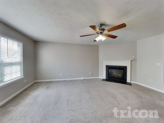 4th image of 360 Springhaven Way