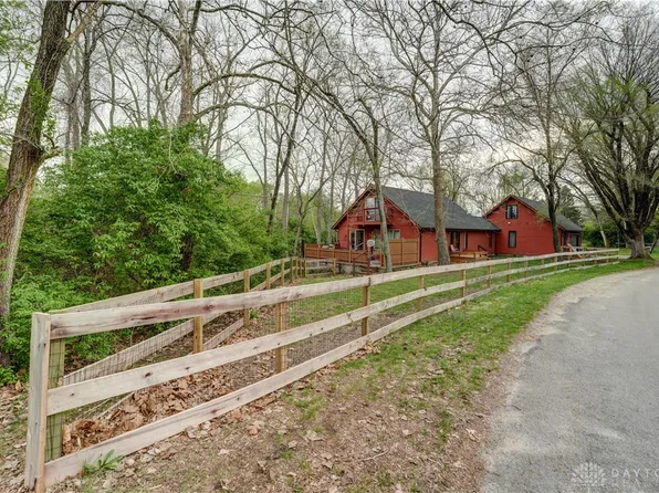 3544 N Creek Dr, Greenville, OH 45331