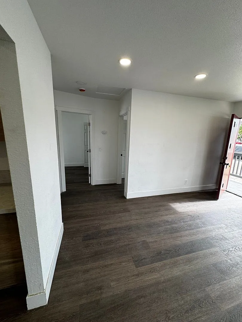Brand New Construction Never Lived In 2BR/1BA Home in 92105 — Photo 4