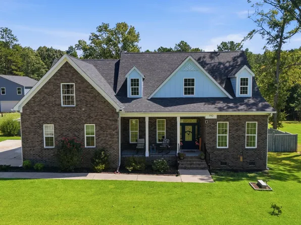 792 Tookie Doo Ln, Elgin, SC 29045