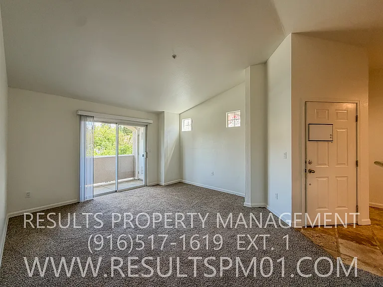885 Halidon Way #1023 — Photo 7