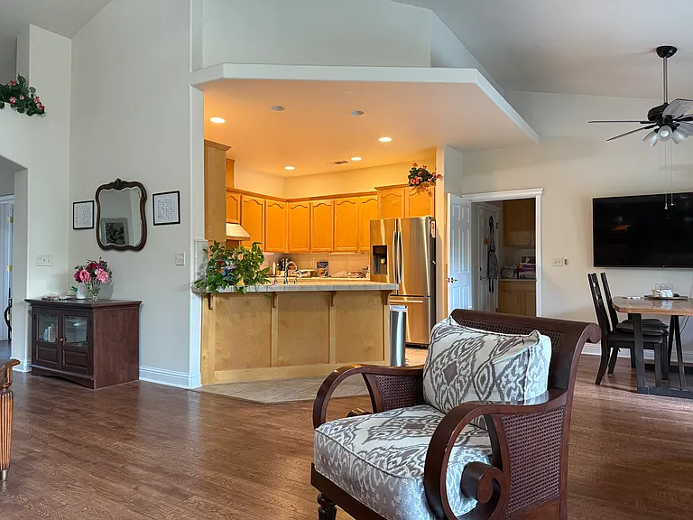 11592 Fox Estates Ct — Photo 13