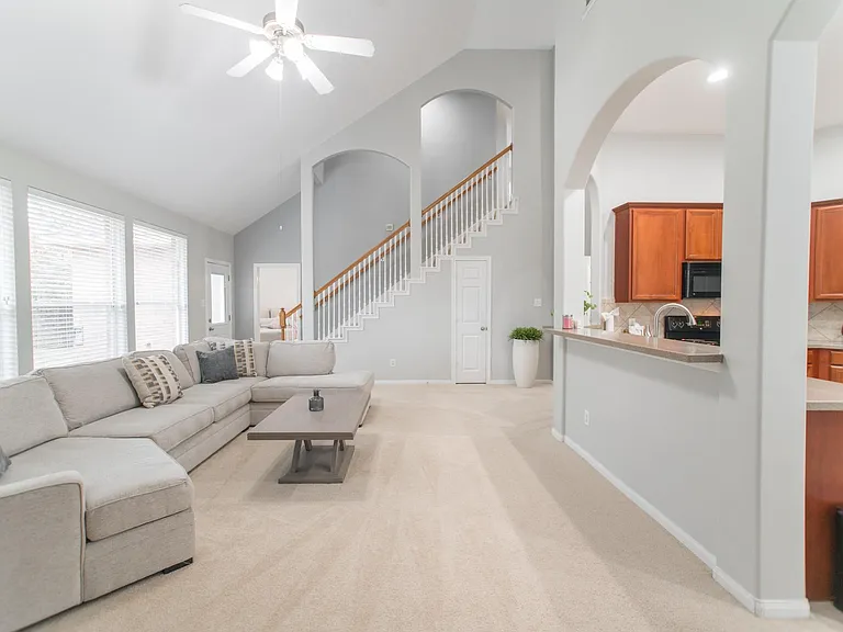 27 Gilmore Grove Pl — Photo 13