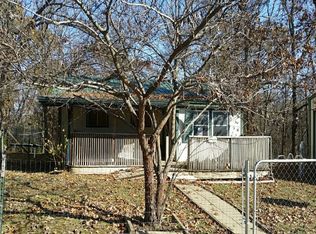29768 Skyview Dr, Edwards, MO 65326