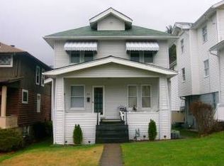 22 Prospect St, Bridgeport, OH 43912