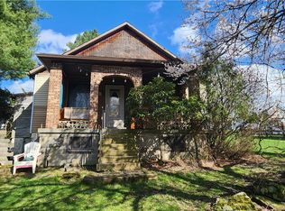 922 36th St, Vandergrift, PA 15690