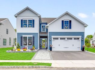 49 Pasture Drive, Farmingdale, NJ 07727