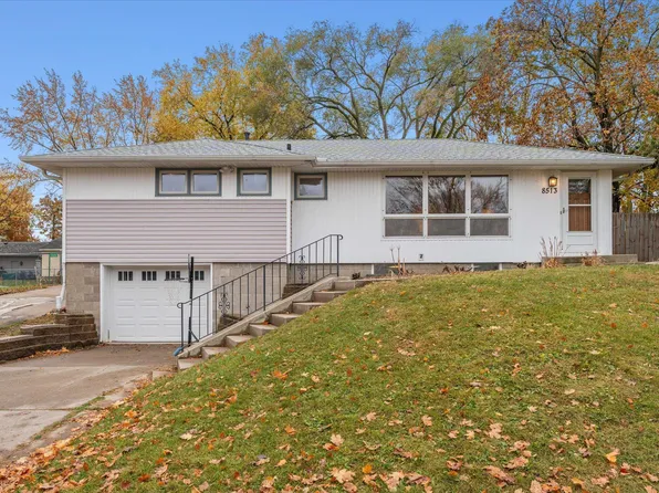 8513 Meadow Lake Pl, New Hope, MN 55428