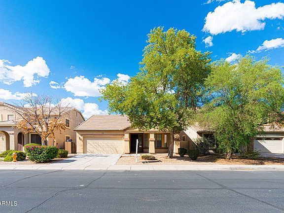 3rd image of 212 W TAHITI Drive