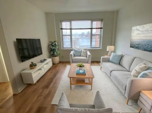 220 Pelham Rd APT 2N, New Rochelle, NY 10805