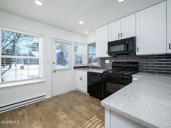 2nd image of 35 Hastings Road