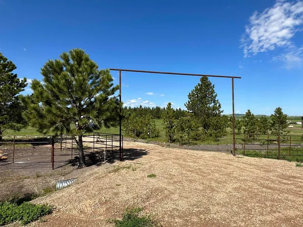 20721 Oak Ridge Rd, Sturgis, SD 57785