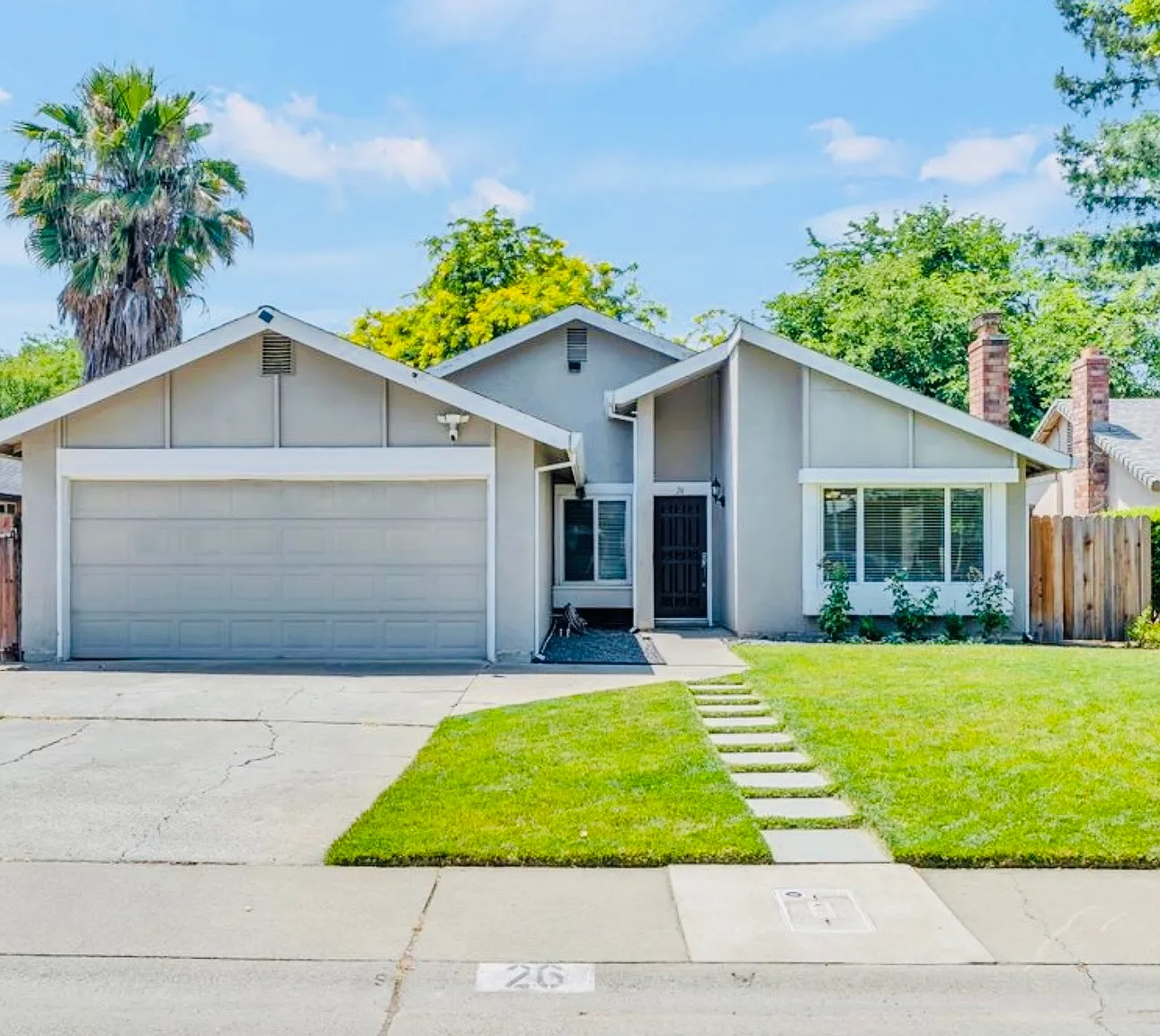 4 bed, 1597 sqft, $4,800 — Photo 1