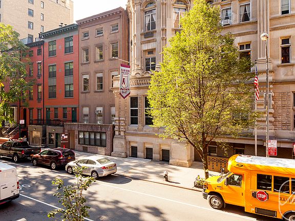 4th image of 27 W 16th St APT 2E