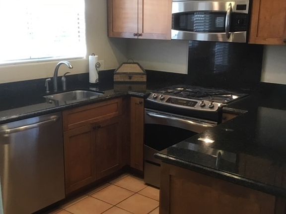 3rd image of 458 Tava Ln