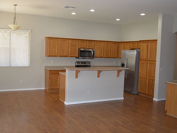 4th image of 6400 S Black Hills Way