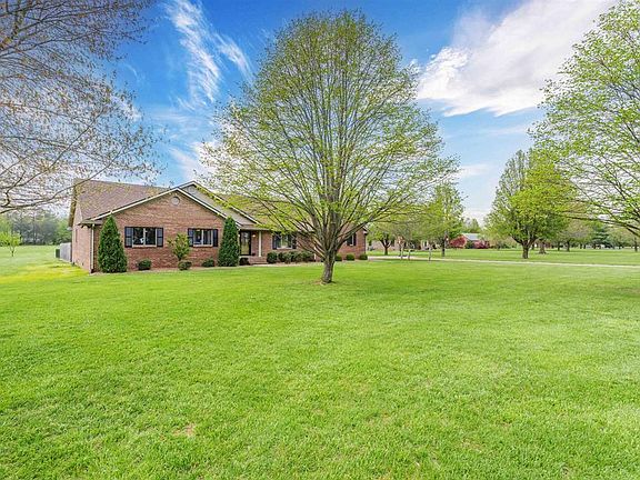 5th image of 2708 Chatham Ln