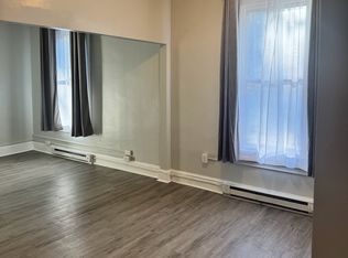 88 North Rd APT 1, Bethel, VT 05032