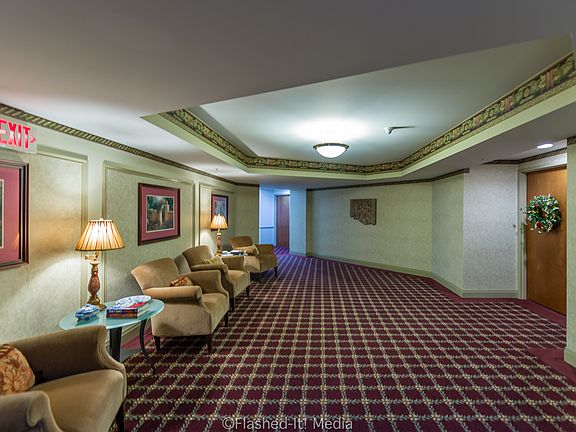 5th image of 200 N River Ln Unit 305