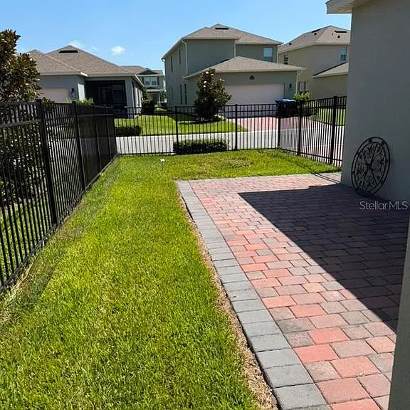 17823 Adrift Rd — Photo 33