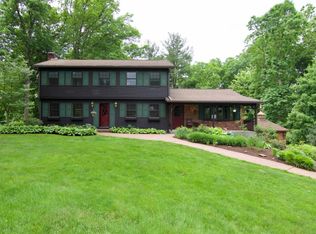21 Breezy Knoll Rd, East Longmeadow, MA 01028