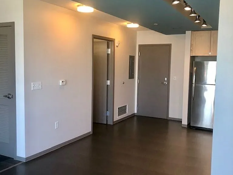 601 R St — Photo 18