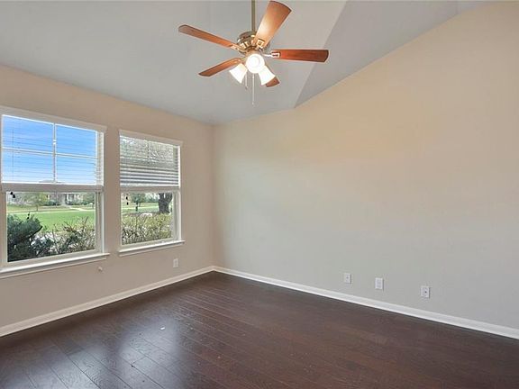 5th image of 1709 Discovery Blvd