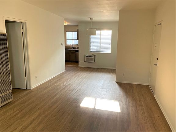 5th image of 11676 Chenault St APT 29