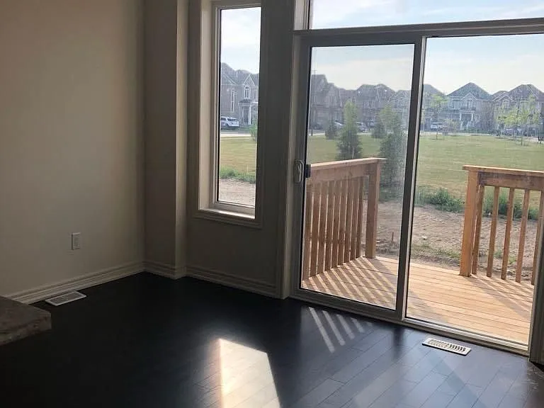 Hogan Manor Dr — Photo 8