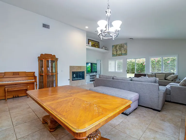 45596 Torrey Pines Ct — Photo 19