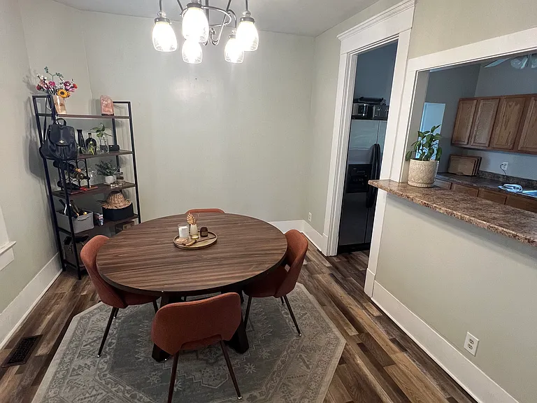 74 Linden Ave — Photo 7